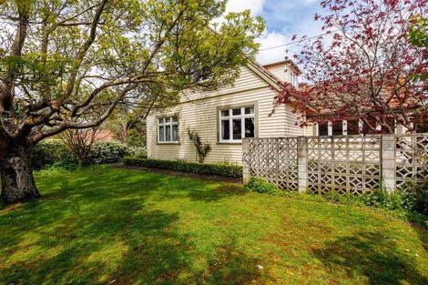 Photo of property in 1 Edward Street, Dannevirke, 4930