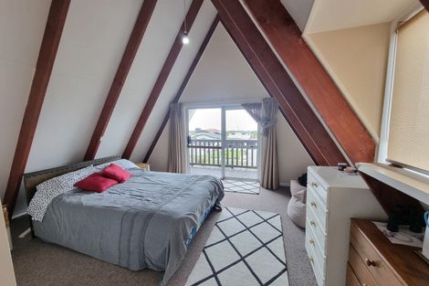 Photo of property in 23 Nolan Crescent, Karoro, Greymouth, 7805