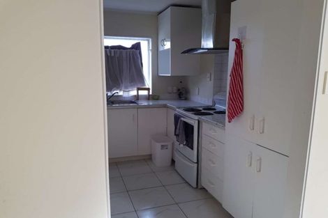 Photo of property in 1/22 Becroft Drive, Forrest Hill, Auckland, 0620
