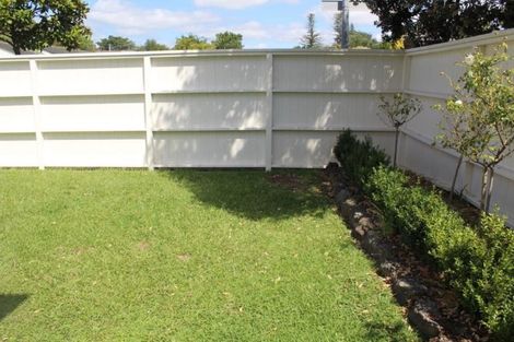 Photo of property in 4/15 Millhouse Drive, Northpark, Auckland, 2013