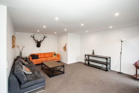 Photo of property in 25a Bayview Place, Cass Bay, Lyttelton, 8082