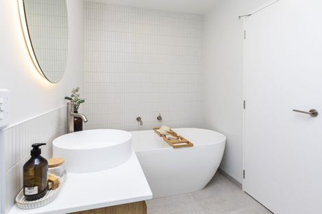 Photo of property in 100 Skibbereen Drive, Halswell, 8025