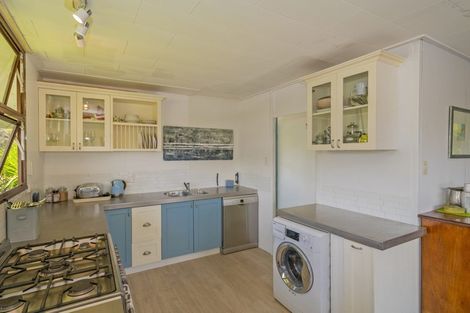 Photo of property in 36 Grierson Close, Hahei, Whitianga, 3591