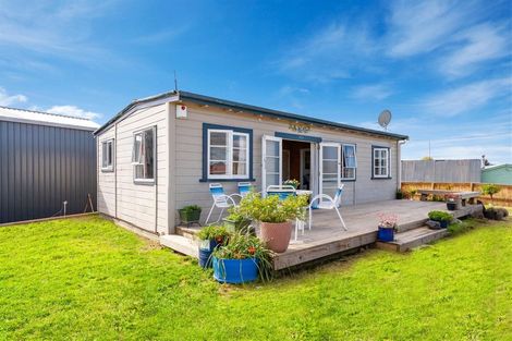 Photo of property in 121 Rangatira Drive, Mangakino, 3421