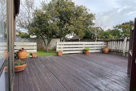 Photo of property in 2/26 Cherry Road, Bucklands Beach, Auckland, 2014