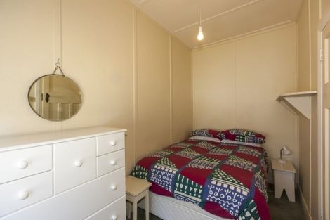 Photo of property in 37 Manly Street, Paraparaumu Beach, Paraparaumu, 5032