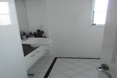 Photo of property in Gull - Unmanned, 1/1 Rangitira Avenue, Takapuna, Auckland, 0622