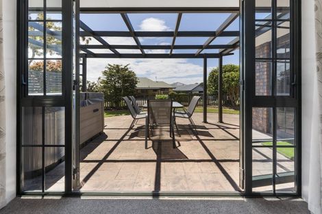 Photo of property in 2 Shetland Place, Richmond, 7020