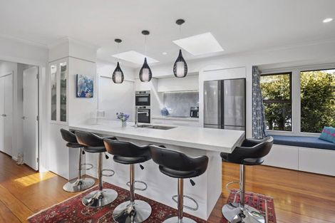 Photo of property in 9 Gillies Avenue, Taupo, 3330
