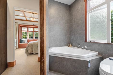 Photo of property in 1/118 Wheturangi Road, Greenlane, Auckland, 1051