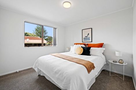 Photo of property in 20a Mckinstry Avenue, Mangere East, Auckland, 2024