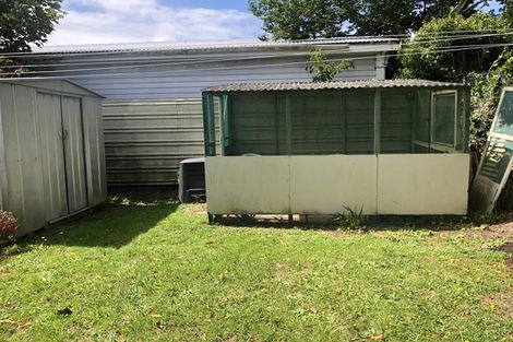 Photo of property in 1 Bambery Court, Palmerston North, 4414