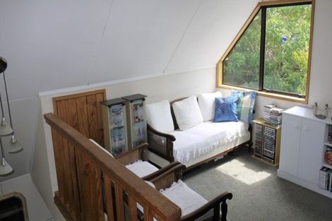 Photo of property in 1/406 East Coast Road, Sunnynook, Auckland, 0630