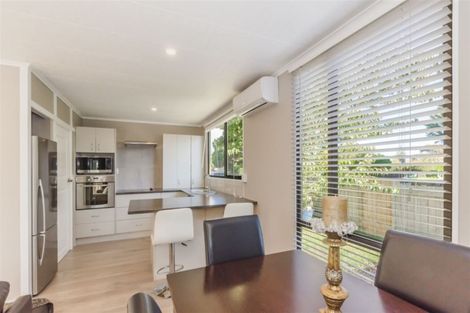 Photo of property in 15a Winton Street, Paraparaumu Beach, Paraparaumu, 5032