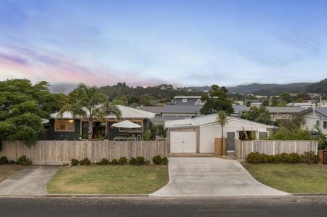 Photo of property in 105 Bell Street, Whangamata, 3620