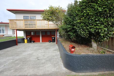 Photo of property in 48 Sheffield Street, Awapuni, Palmerston North, 4412