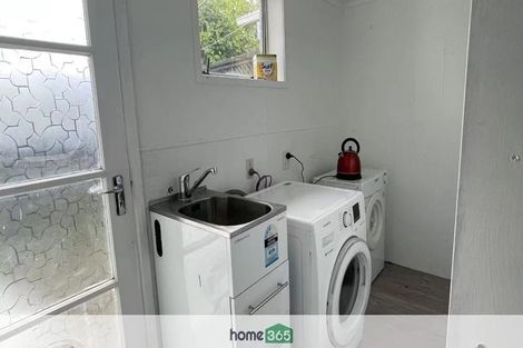 Photo of property in 1/37 Eversleigh Road, Belmont, Auckland, 0622