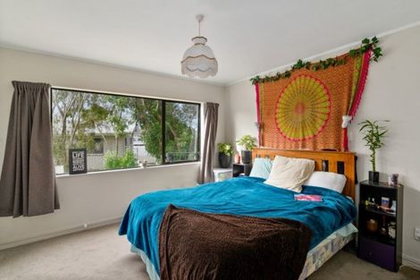 Photo of property in 4 Tirita Street, Kawaha Point, Rotorua, 3010