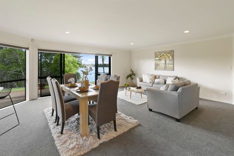Photo of property in 16 Crannich Place, Wattle Downs, Auckland, 2103