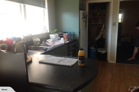 Photo of property in 67 Te Atatu Road, Te Atatu South, Auckland, 0610