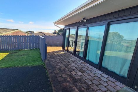 Photo of property in 115 Wallace Road, Mangere Bridge, Auckland, 2022