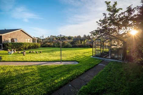 Photo of property in 68 Wiroa Road, Kerikeri, 0293