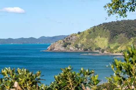 Photo of property in 4 Queens View Road, Russell, 0202