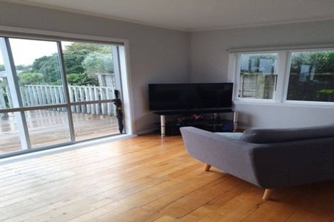 Photo of property in 855 Whangaparaoa Road, Manly, Whangaparaoa, 0930