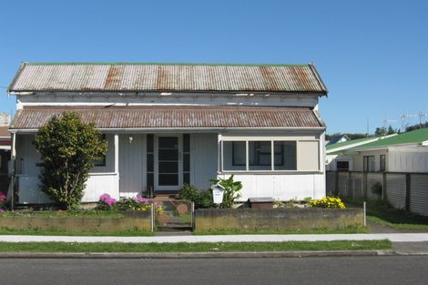 Photo of property in 18 Plymouth Street, Whanganui, 4500