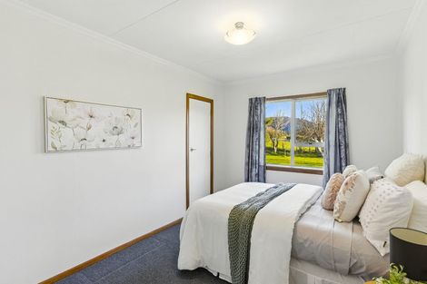 Photo of property in 931 State Highway 1, Te Horo, Otaki, 5581