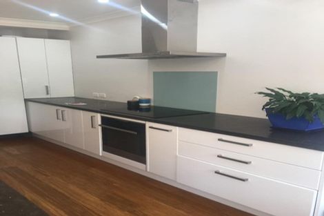 Photo of property in 35 Coates Street, Tawa, Wellington, 5028