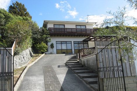 Photo of property in 18-20 Bledisloe Crescent, Wainuiomata, Lower Hutt, 5014