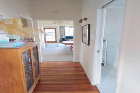 Photo of property in 188 Seaview Road, Westown, New Plymouth, 4310