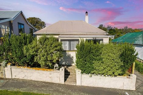 Photo of property in 17 Mary Street, Port Chalmers, 9023