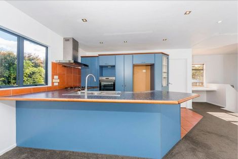 Photo of property in 20a Belleaire Court, West Harbour, Auckland, 0618