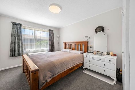 Photo of property in 1/6 Cam Place, Harewood, Christchurch, 8051