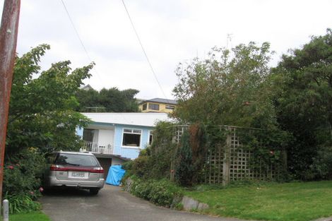 Photo of property in 4 Park Avenue, Tawa, Wellington, 5028