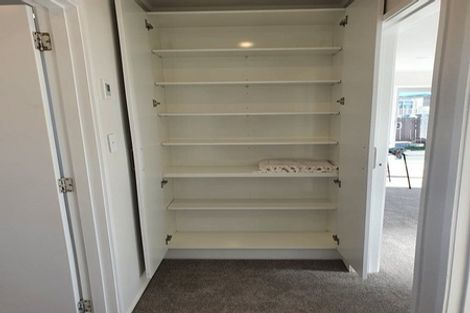 Photo of property in 1/166 Pigeon Mountain Road, Half Moon Bay, Auckland, 2012