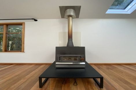 Photo of property in 20 Airlie Road, Plimmerton, Porirua, 5026