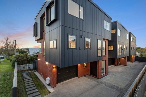 Photo of property in 16b Egremont Street, Belmont, Auckland, 0622