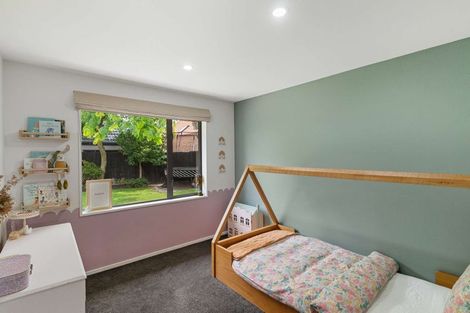 Photo of property in 33 Broadhaven Avenue, Parklands, Christchurch, 8083