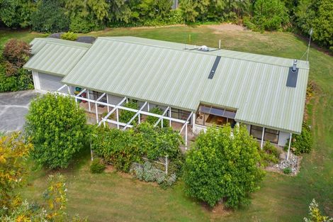 Photo of property in 97 Papaitonga Lake Road, Ohau, Levin, 5570