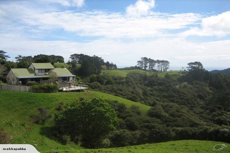 Photo of property in 152 Lone Kauri Road, Karekare, New Lynn, 0772