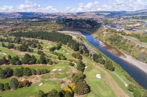 Photo of property in 42 Kanuka Drive, Hokowhitu, Palmerston North, 4410