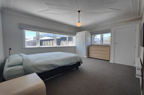 Photo of property in 35 Aparima Avenue, Miramar, Wellington, 6022