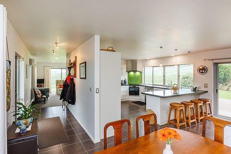 Photo of property in 26 Highland View Drive, Tokomaru, Palmerston North, 4474