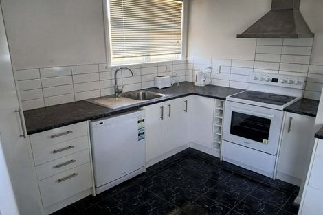 Photo of property in 15 Fisher Street, Johnsonville, Wellington, 6037