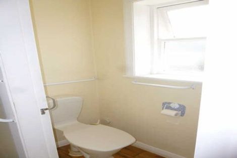 Photo of property in 2 Kawaka Street, Riccarton, Christchurch, 8041