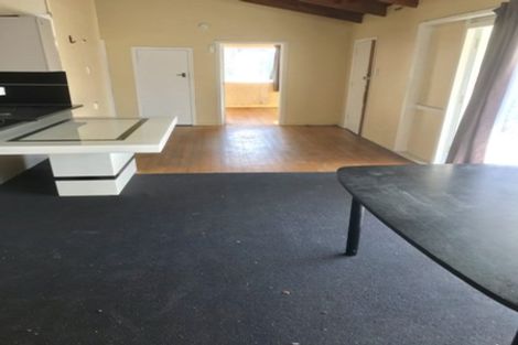 Photo of property in 381 Massey Road, Mangere East, Auckland, 2024