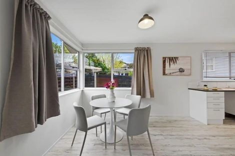 Photo of property in 1 Benmore Place, Manurewa, Auckland, 2102